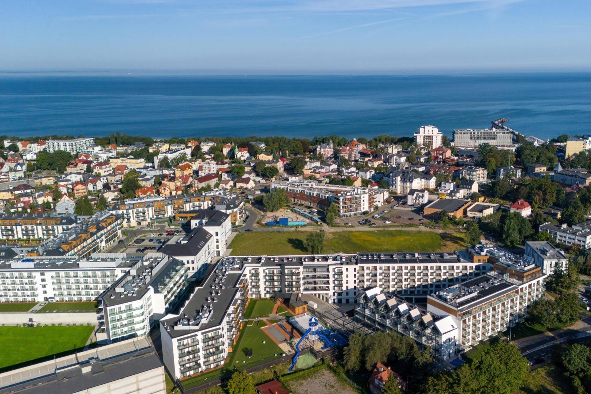 Bel Mare Lux Apartment B105 With Patio Garden By Noclegi Renters Miedzyzdroje Kültér fotó
