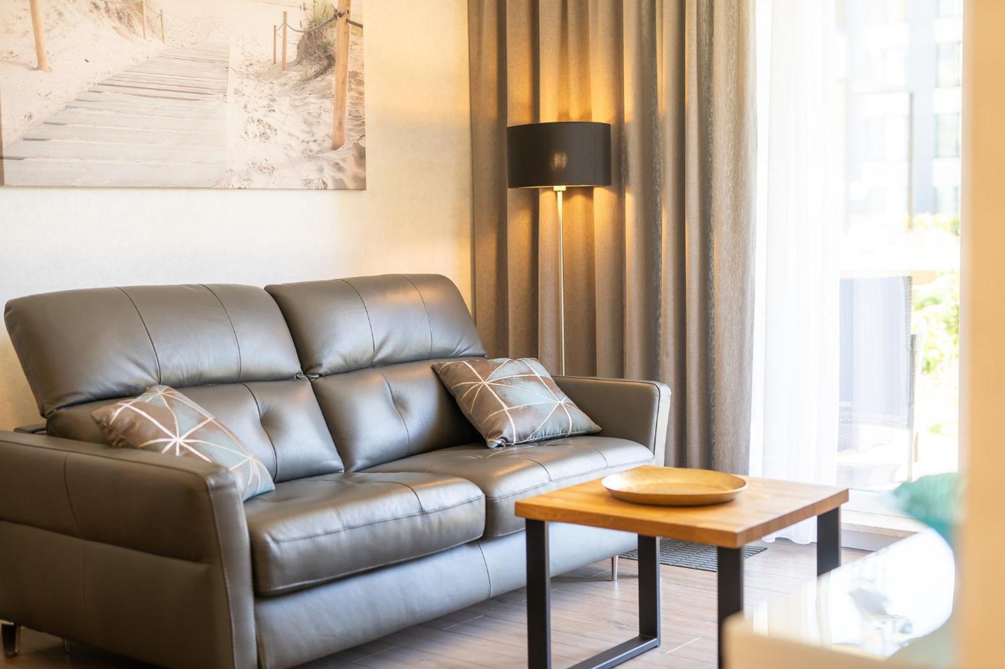 Bel Mare Lux Apartment B105 With Patio Garden By Noclegi Renters Miedzyzdroje Kültér fotó